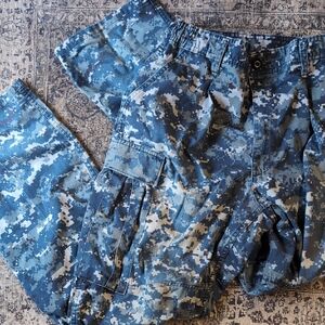 Vintage US Navy Military Men's Blue Camo Cargo Pants